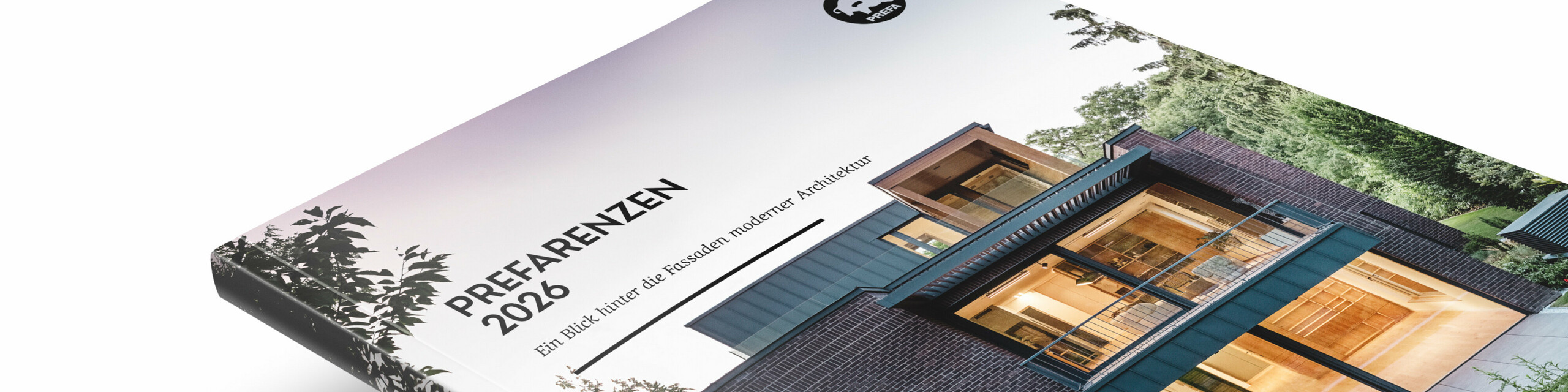 A PREFARENZEN könyv 2026-as kiadásának képe  fehér háttéren. A borítón az egyik PREFARENZEN ház látható. 