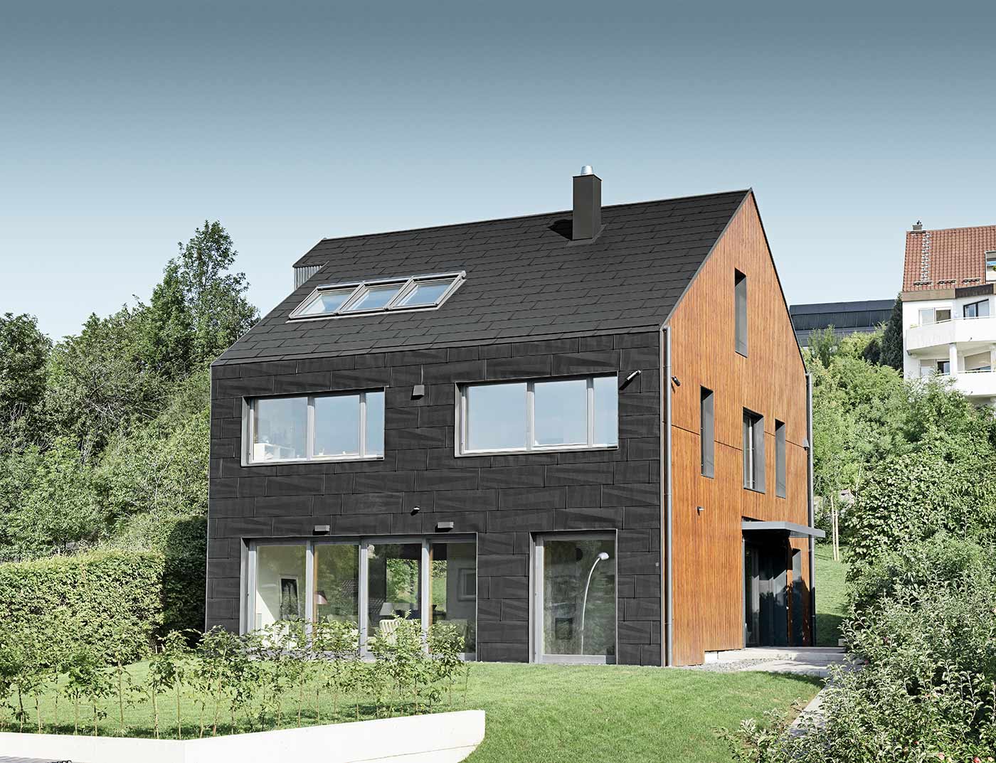 Referencia épületek PREFA Tetőfedési rendszerek FX.12-es tetőfedő panel 03 P.10 fekete