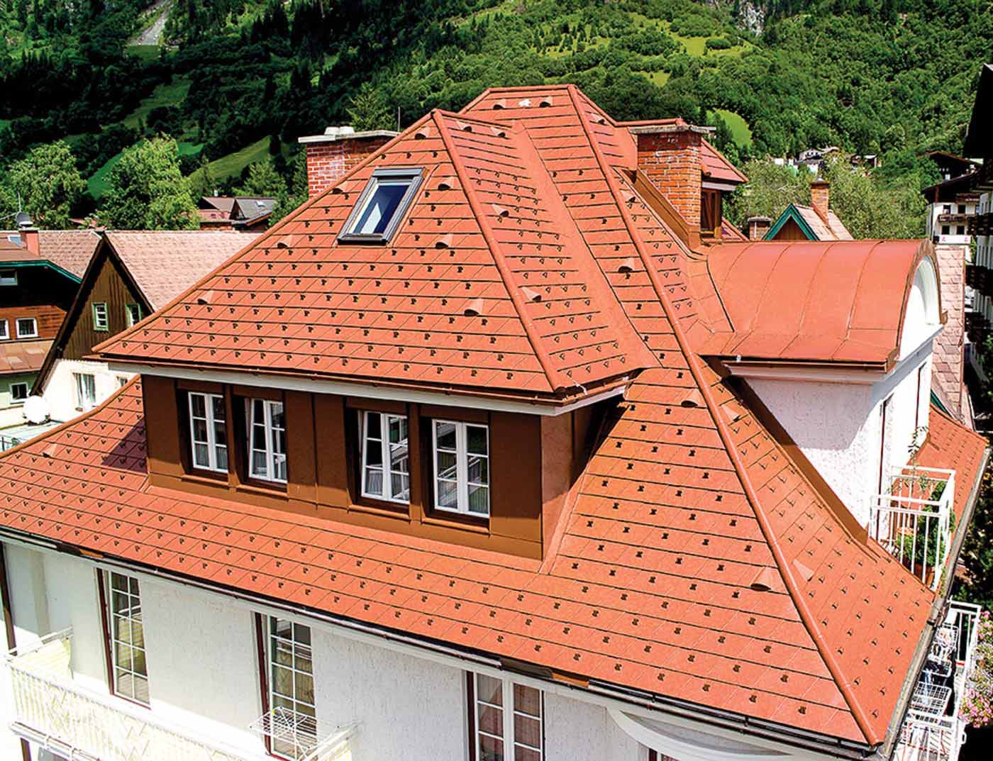 Referencia épületek PREFA Tetőfedési rendszerek Tetőfedő zsindely 04 P.10 téglavörös